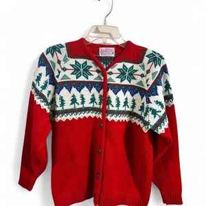 Pendleton sz M Petite Festive Red Green Cardigan wool vintage trees snowflakes